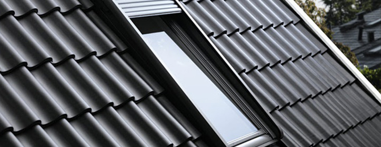 Pose de fenêtre de toit Velux à Cannes (06400) dans les Alpes Maritimes (06)