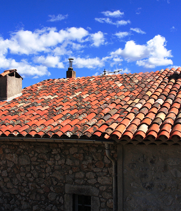 Couvreurs, zingueurs, charpentiers, façadiers, peintres et ramoneurs à Cannes (06400) dans les Alpes Maritimes (06)